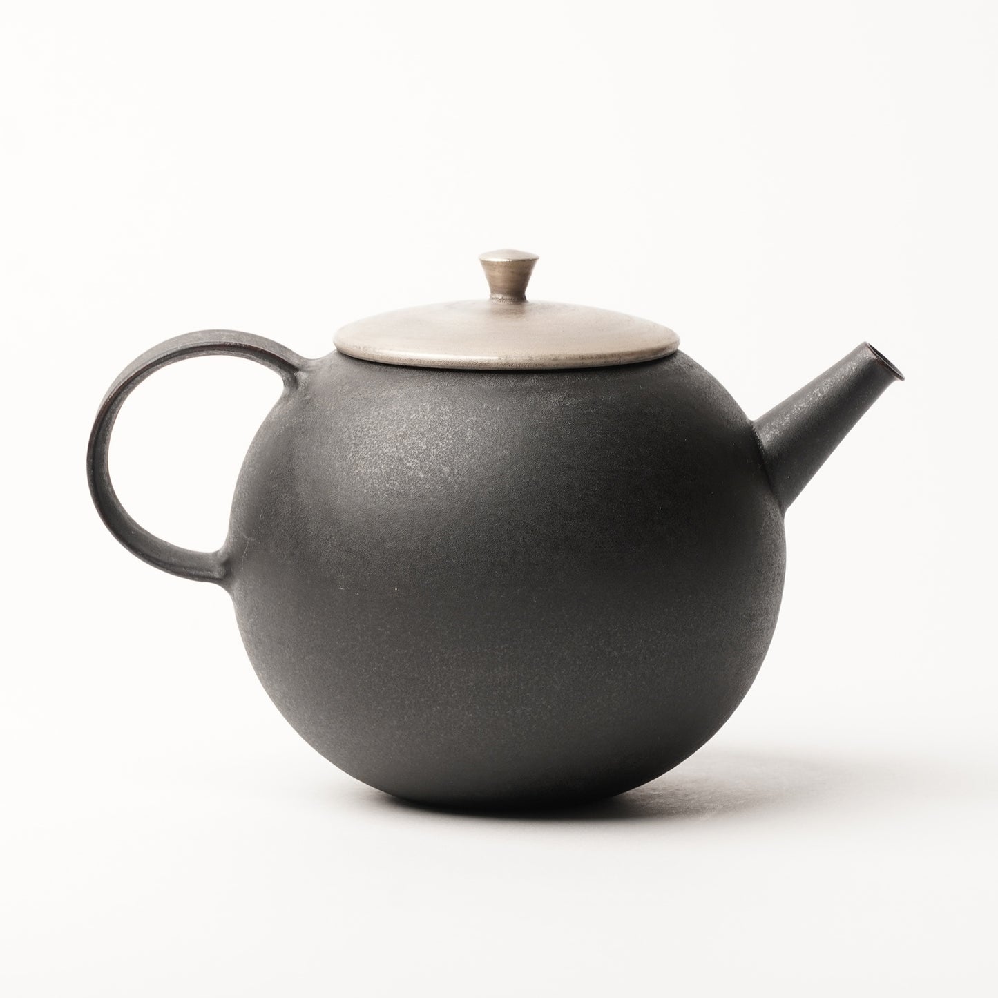 Hands of Mino Exhibition Tatsuya Hattori Tea Pot with silver