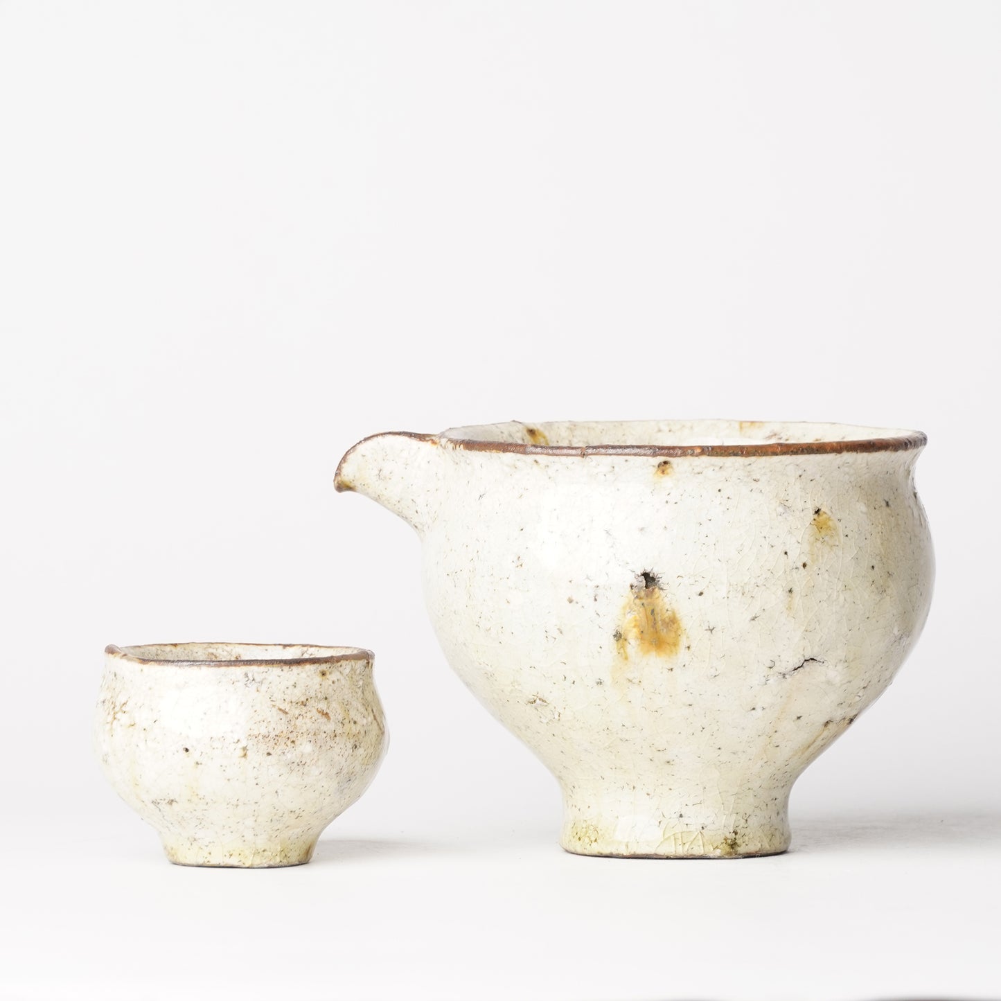 Futoshi Yamashita Volcanic Katakuchi Sake Server Cup Set