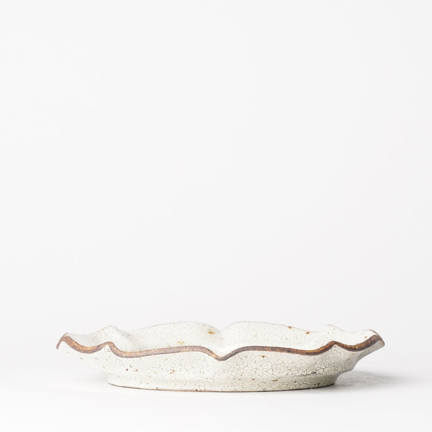 Futoshi Yamashita Volcanic Pottery White Rinka Plate