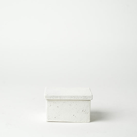 Mutsumi Ohashi Yakishime Futamono White