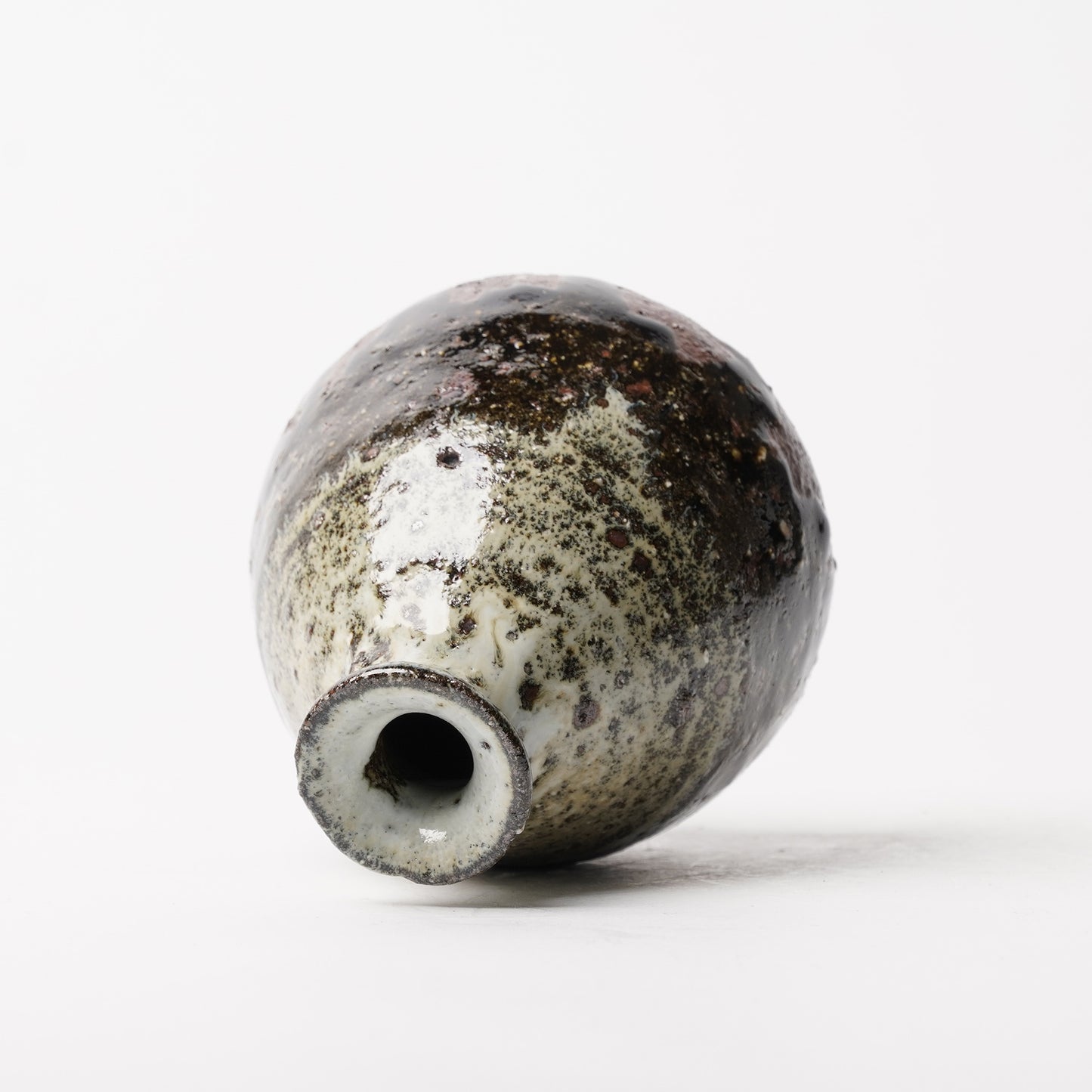 Nakagawa Jinenbogama Karatsu Wood fired Tokkuri Sake Server