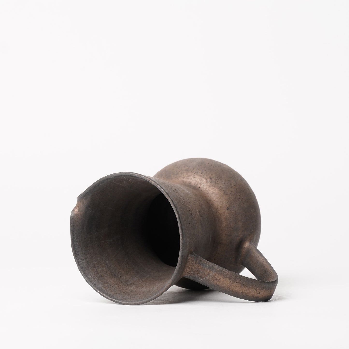 Yuta Tsukamoto Pitcher Black