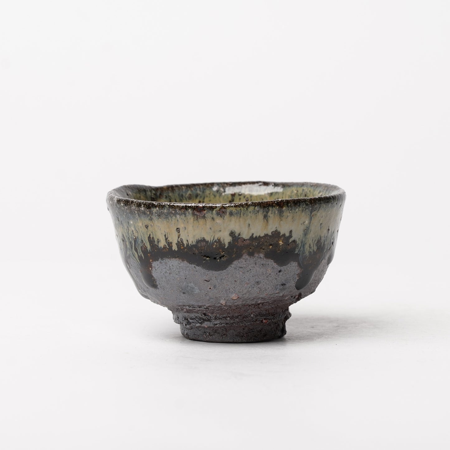 Nakagawa Jinenbogama Karatsu Wood fired Guinomi Cup