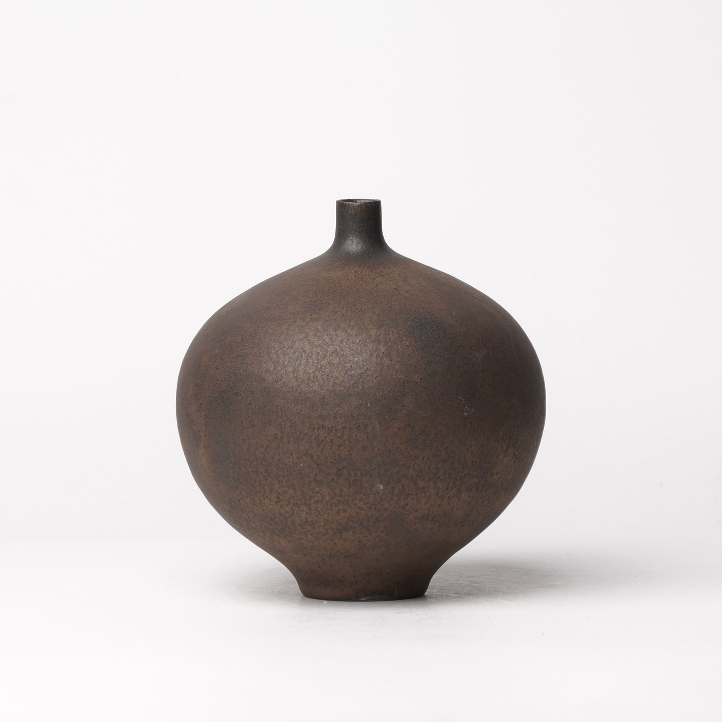 Yuta Tsukamoto Vase Black