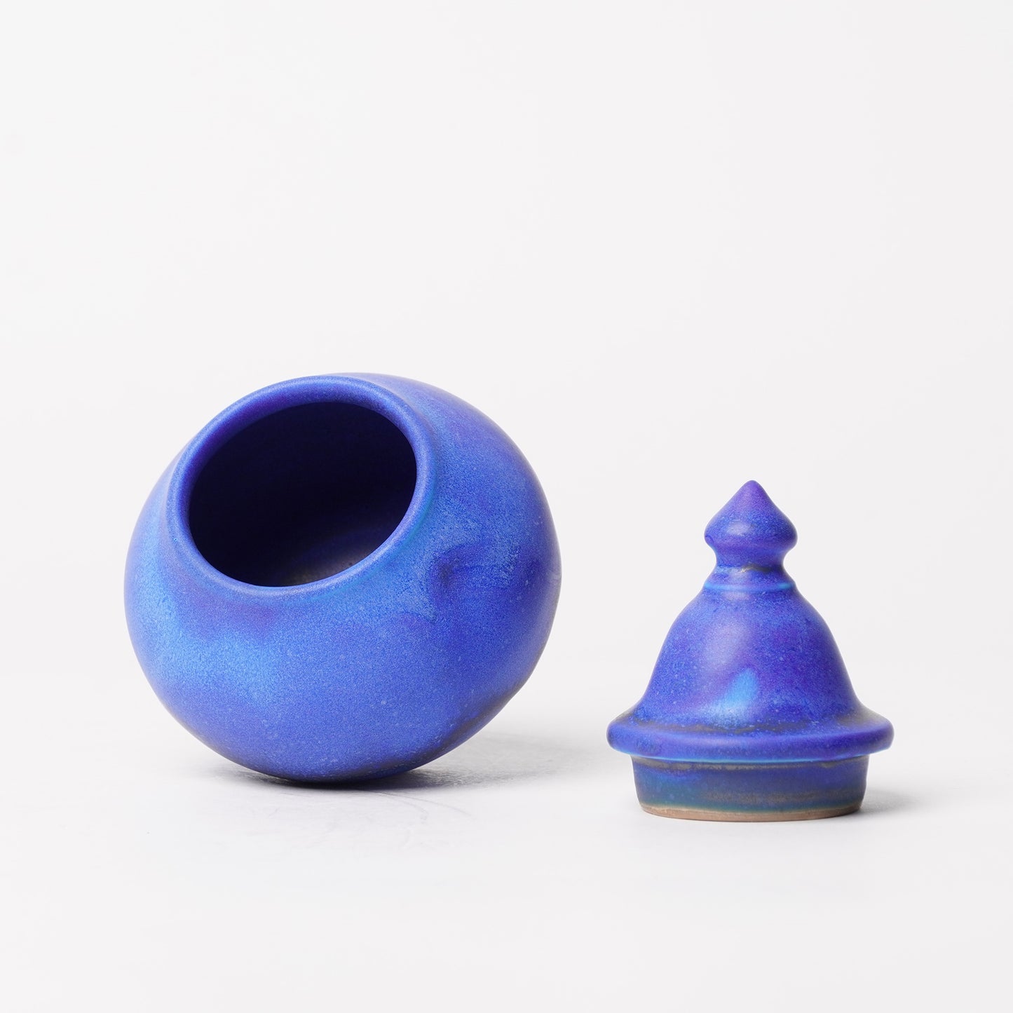 Nobuyuki Hagiwara Futamono Container