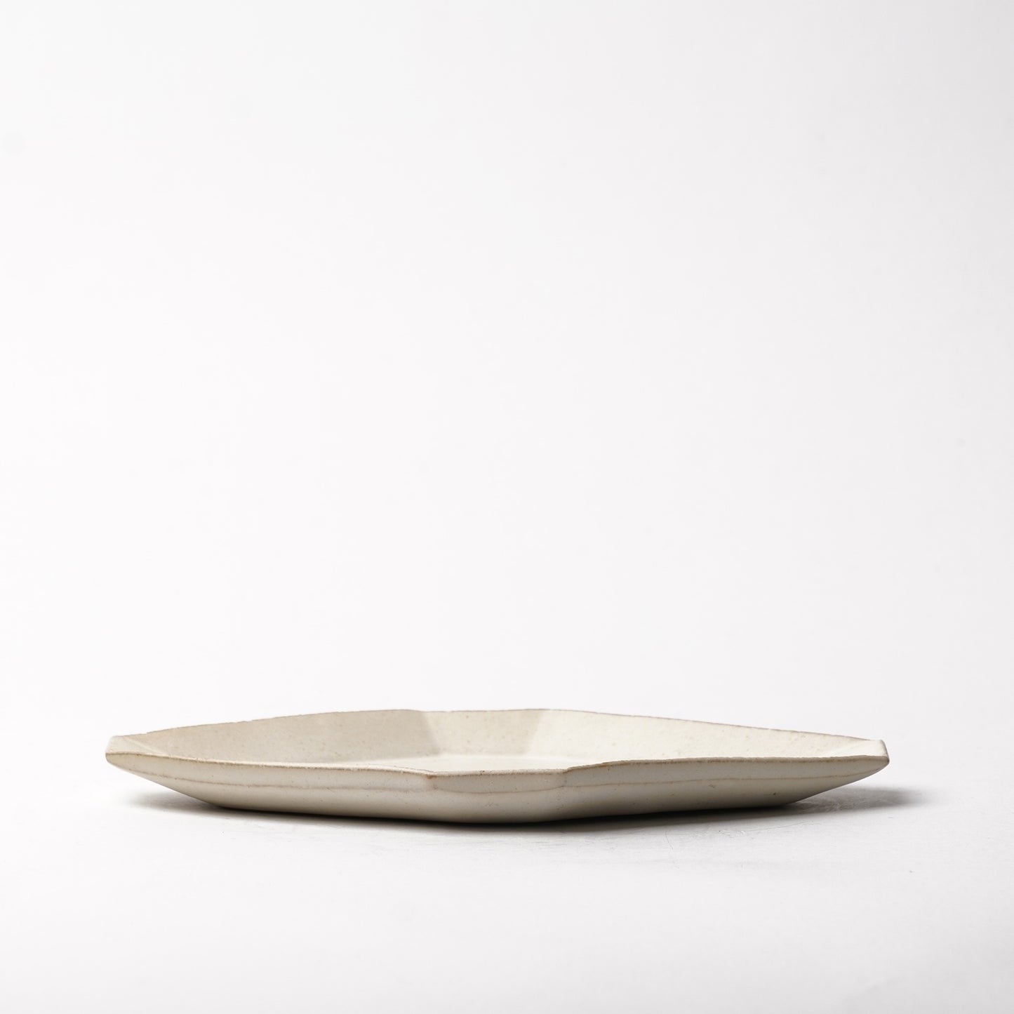 Yuta Tsukamoto diamond-shaped Plate White