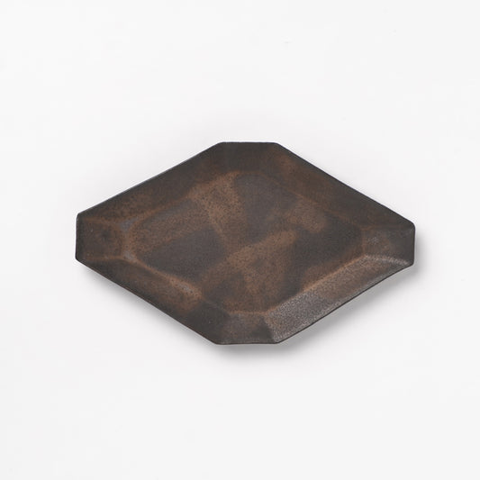 Yuta Tsukamoto diamond-shaped Plate Black