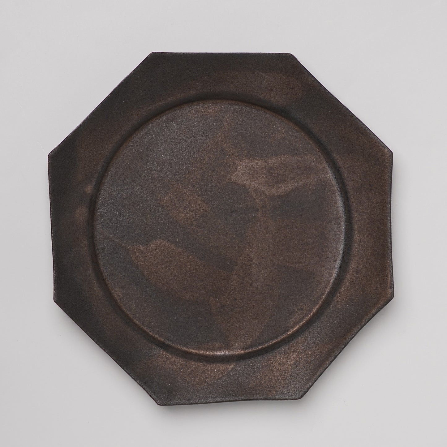 Yuta Tsukamoto Octagon Dinner Plate Black