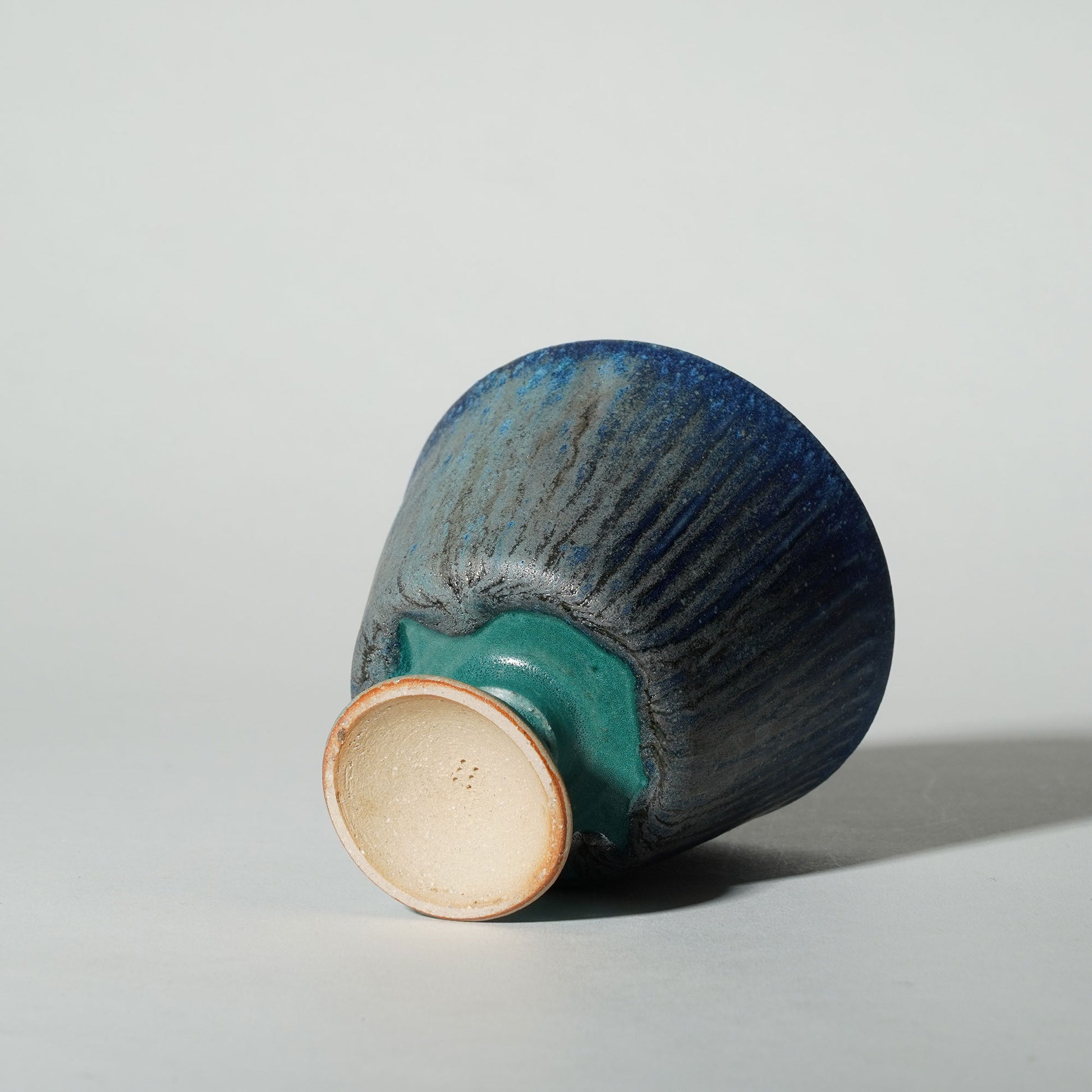 aya Ogawa Japanese pottery Tokyo vase vessel