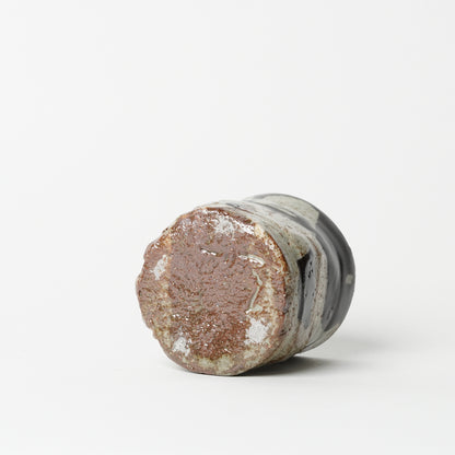 Junri Hamada Kuro Oribe Yunomi Guinomi Sake/ Tea Cup
