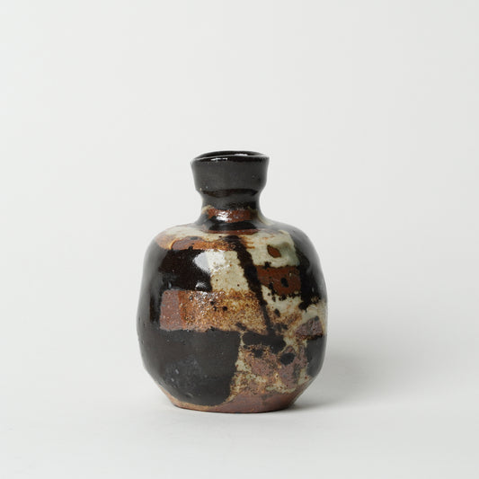 Junri Hamada Kuro Oribe Tokkuri Sake Saucer