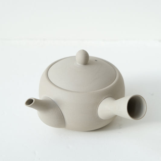 Nankei Tea Pot Large Sand