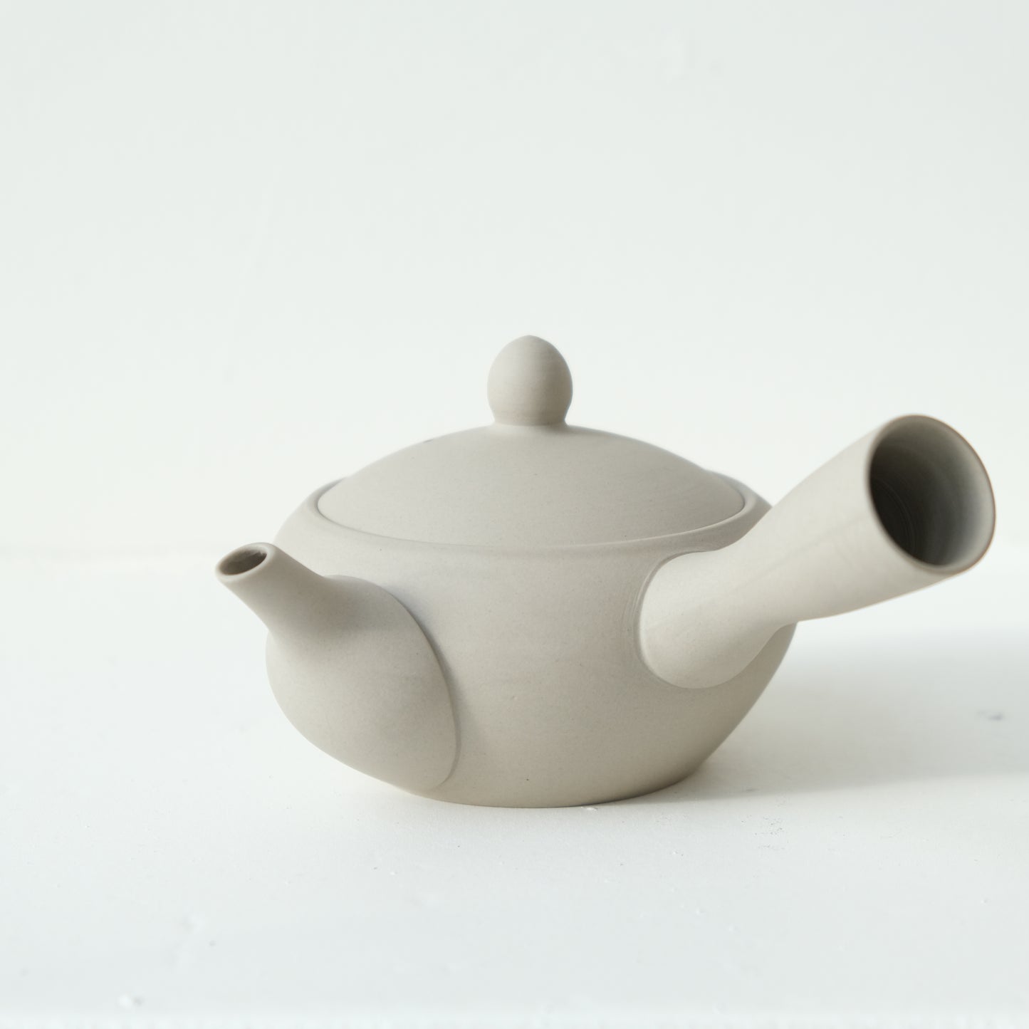 Nankei Tea Pot Medium Sand