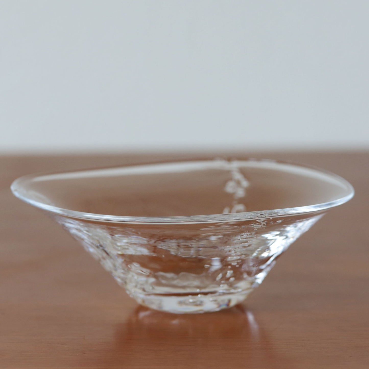 Glass Studio Gengensha Bubble Plate Triangle Small